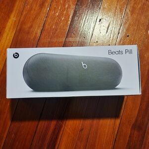 Beats Pill Wireless Speaker - Black